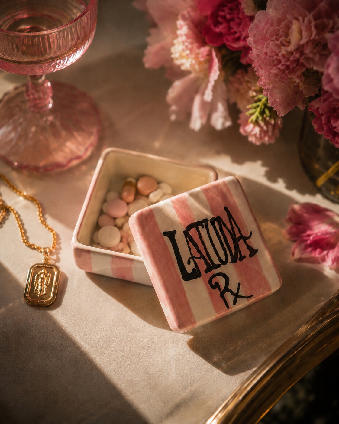 Lit Latud Pill Box